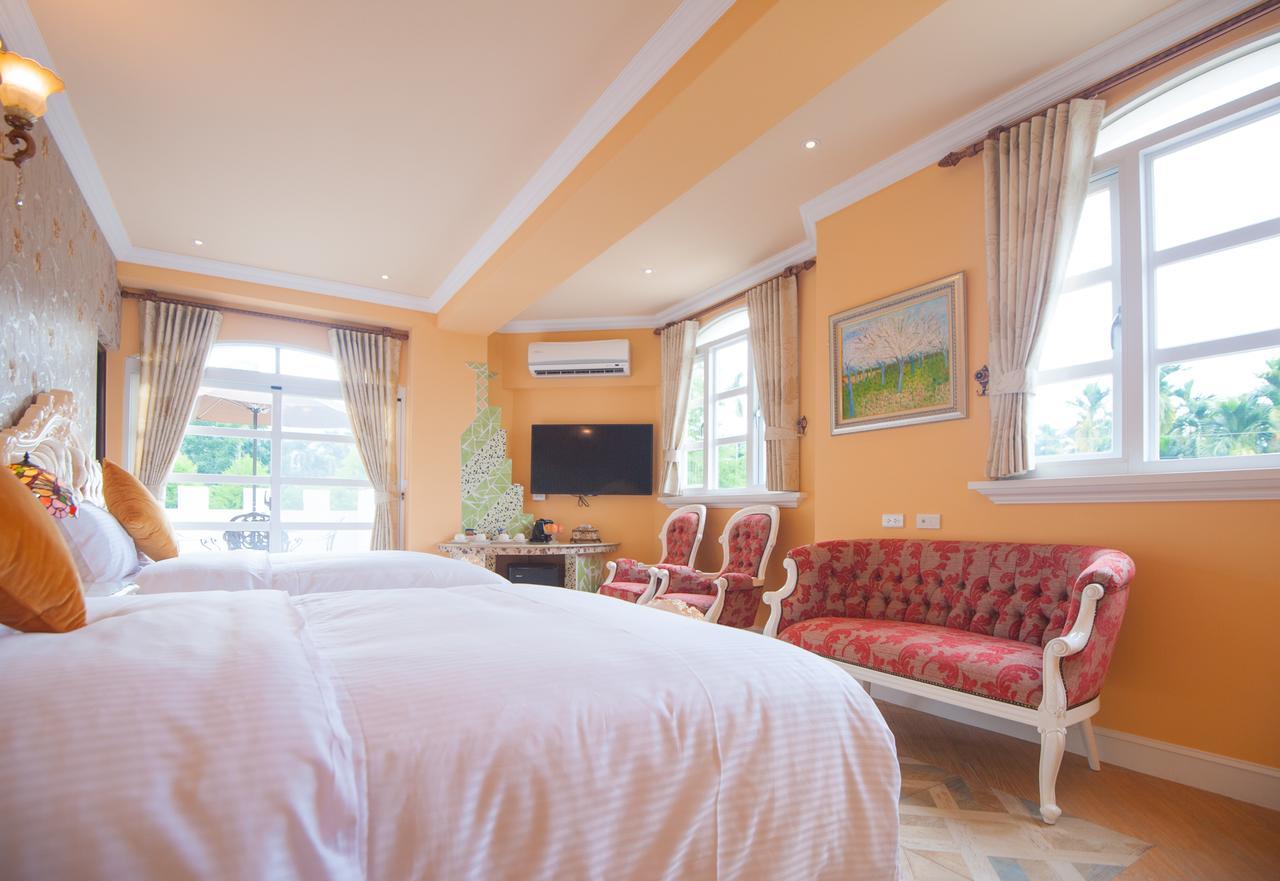 山閱聖堡羅莊園 Bed & Breakfast Yuchi Exterior photo