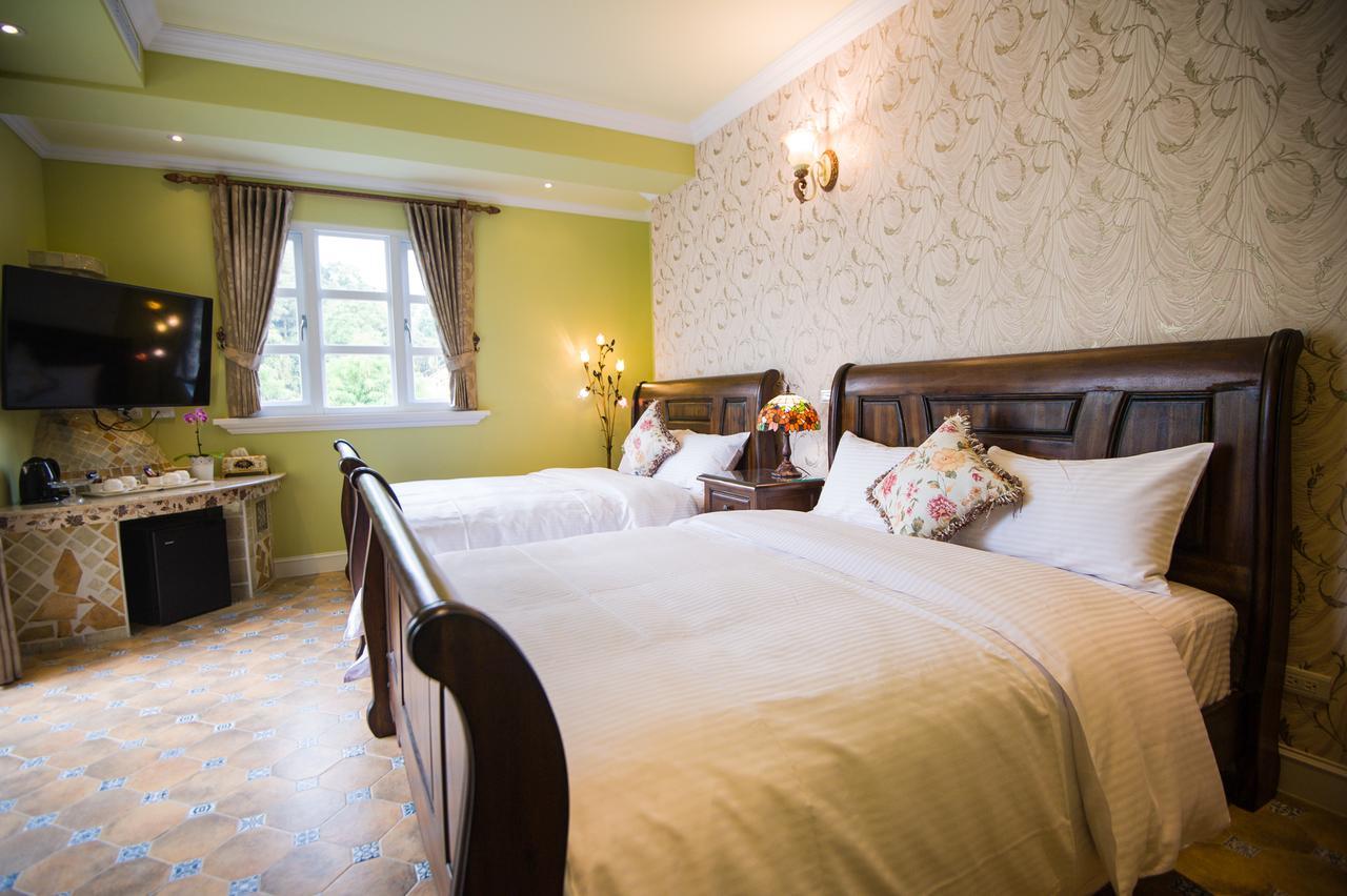 山閱聖堡羅莊園 Bed & Breakfast Yuchi Exterior photo