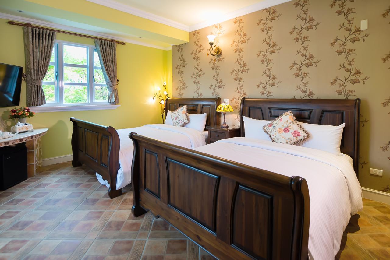 山閱聖堡羅莊園 Bed & Breakfast Yuchi Exterior photo